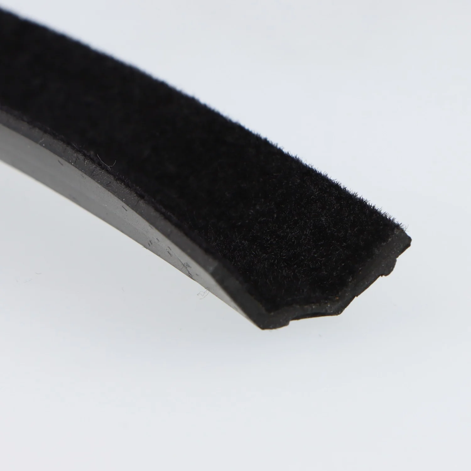 Flocked Window 'U' Channel Per Metre 11mm - Image 3