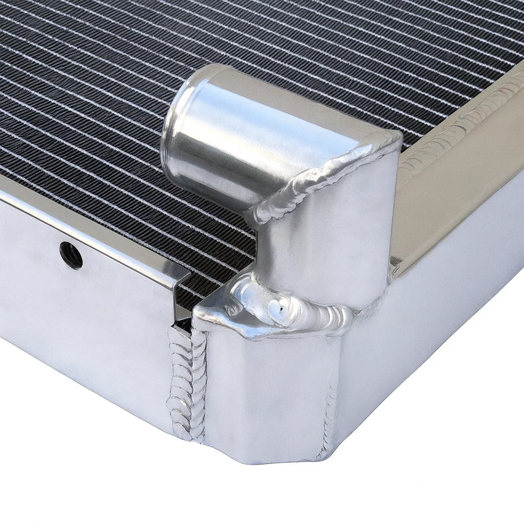 Aluminium Cobra Radiator 693mm x 458mm Chevy Ports - Image 8