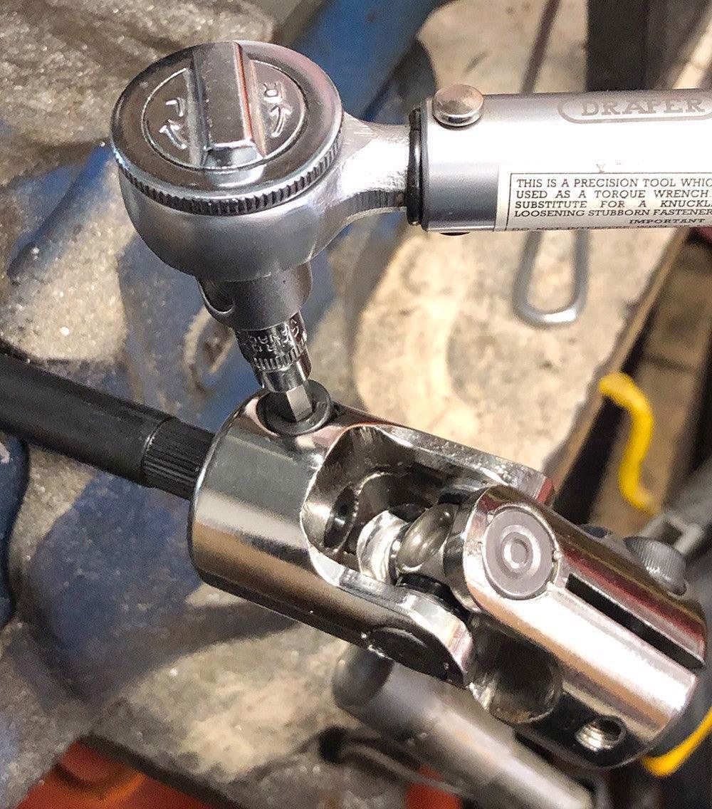 Chrome Steel Cylindrical Universal Joint - Image 3