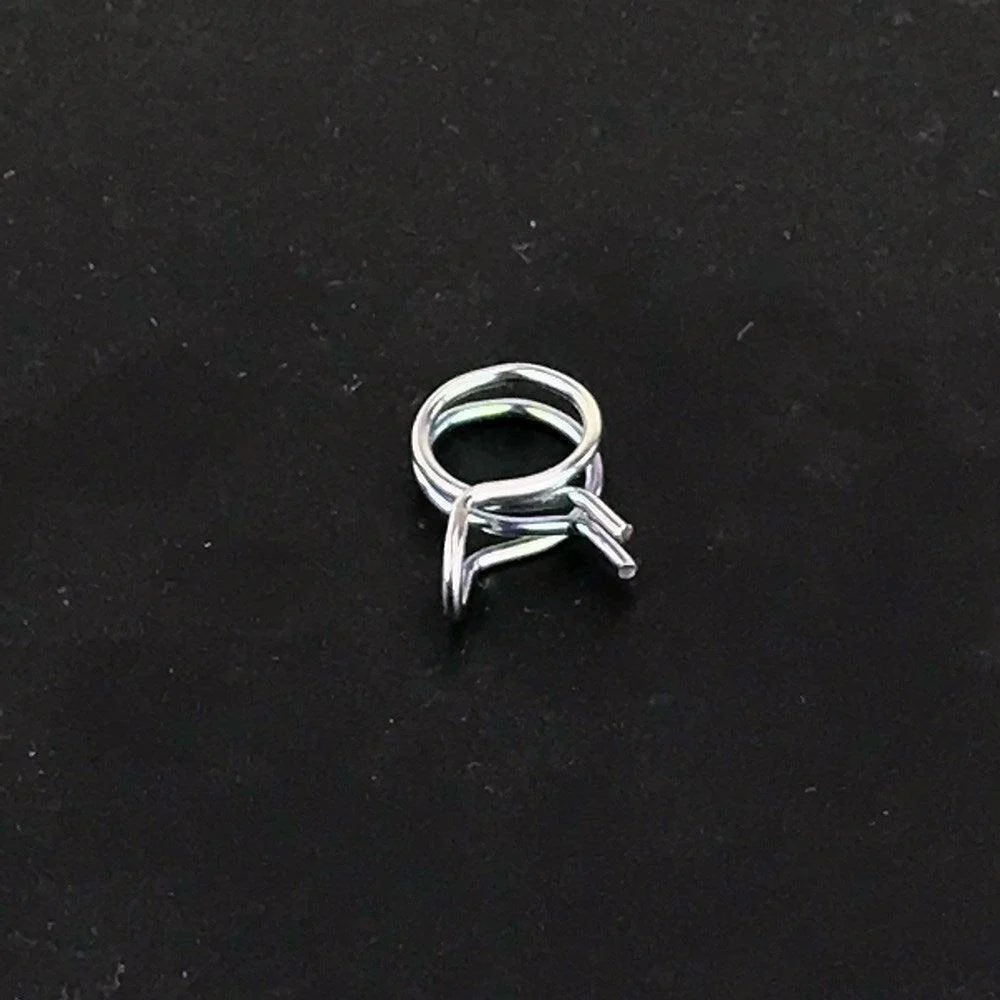 Self Clamping Double Wire Hose Clip - Image 4