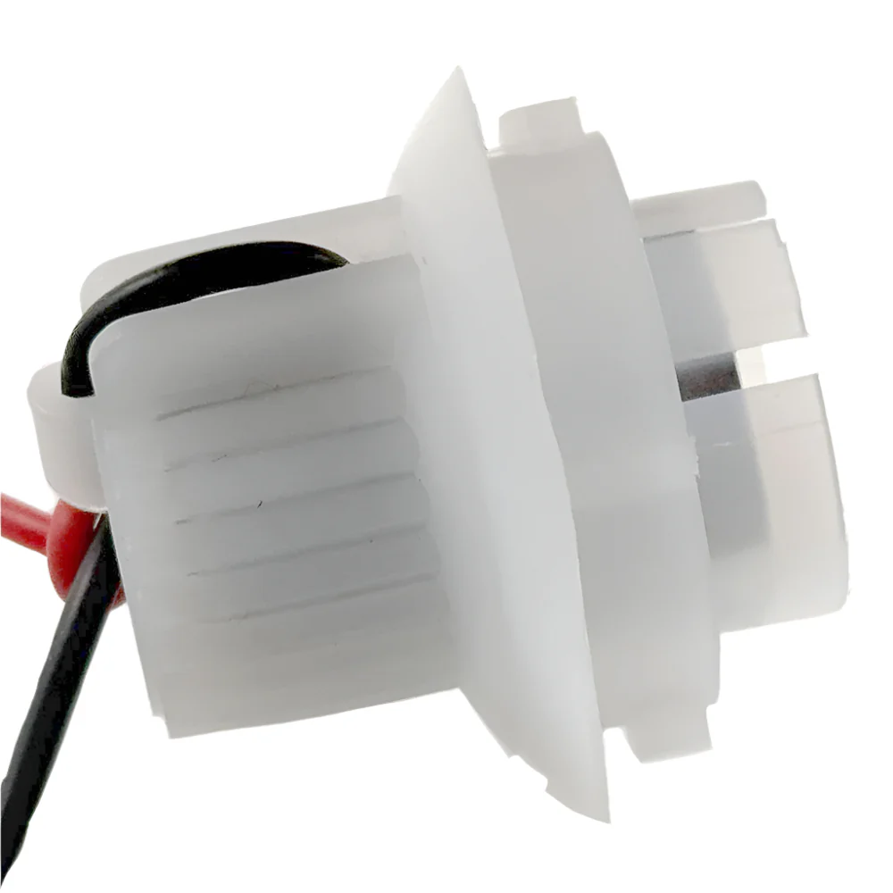 Single contact 15mm cap Bayonet Nylon Bulb Holder - Image 2